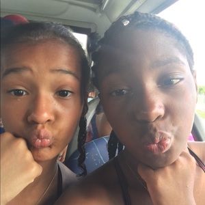 Meet your Posher, Joyce